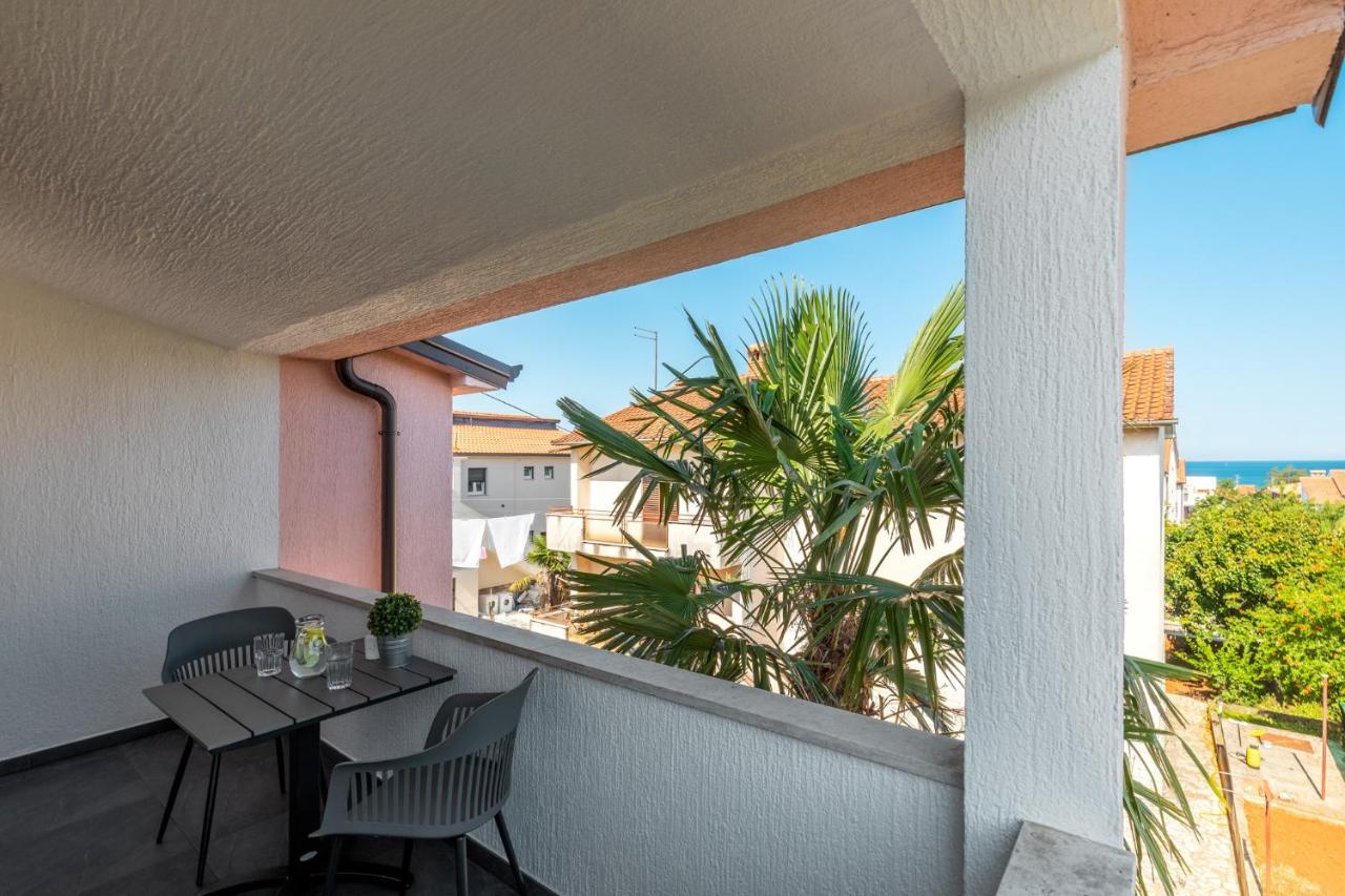 New 2020! Apartments Sanja Porec Esterno foto