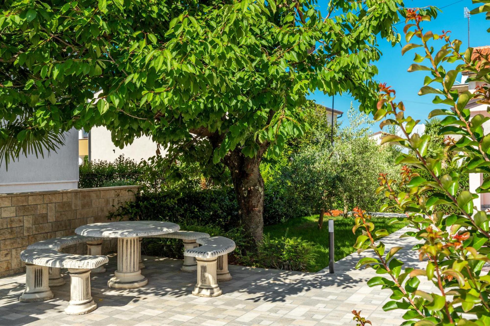 New 2020! Apartments Sanja Porec Esterno foto